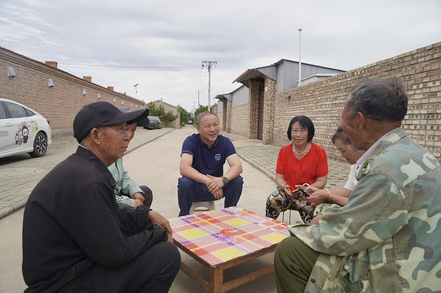 铸牢对党忠诚 争做阳高先锋|从“外乡人”到“自家人”  实干铺就共富路——记全省优秀共产党员阳高县道贤村党支部书记史斌
